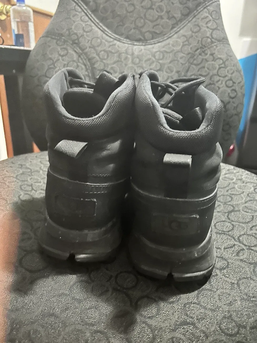 UGG Winter Boots, Black size 10 image indicator(4)