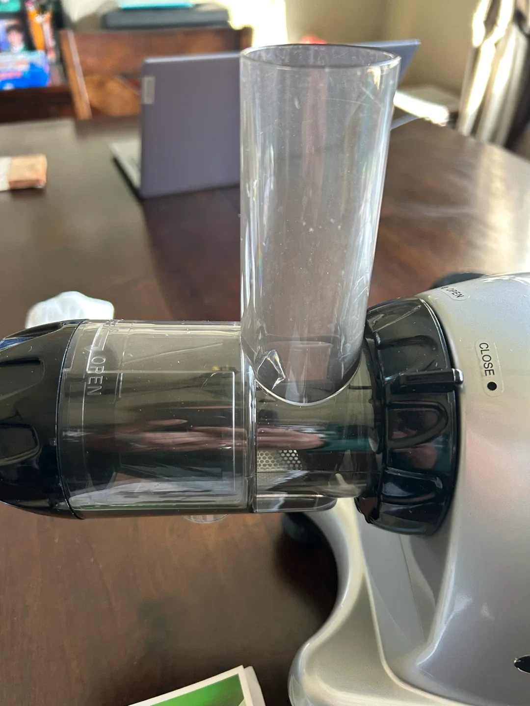 Omega J8006HDS Nutrition System Juicer image indicator(2)