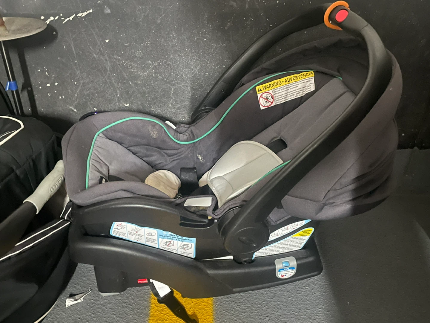 Infant Car Seat - photo 2