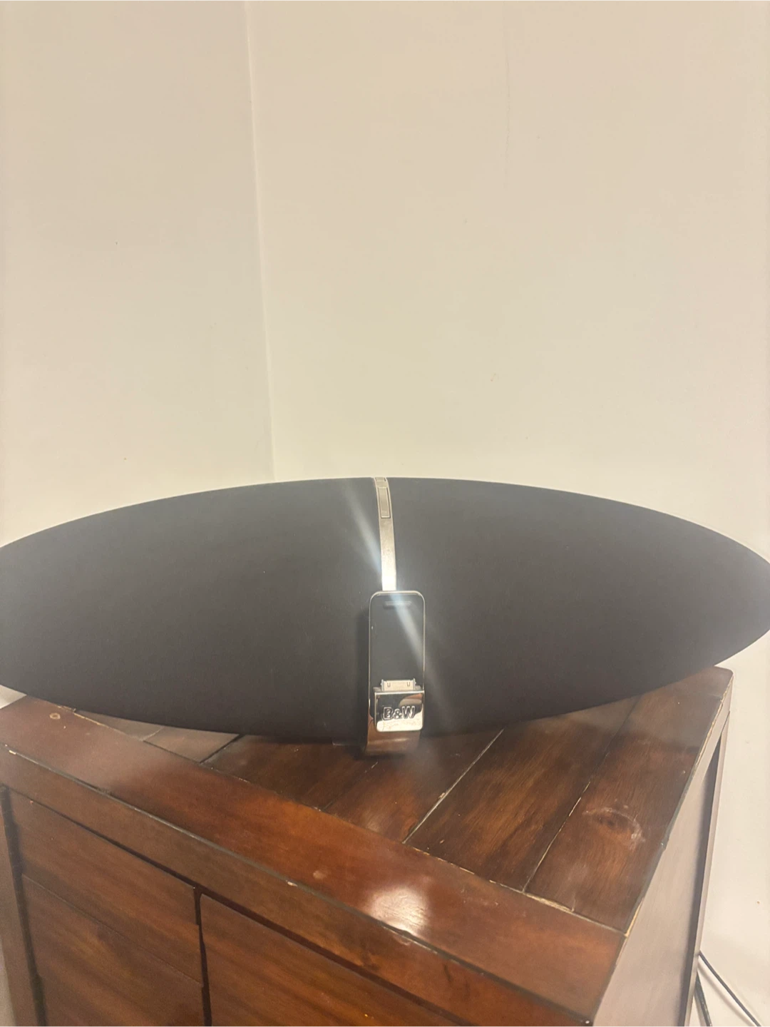 Bowers & Wilkins Zeppelin Speaker