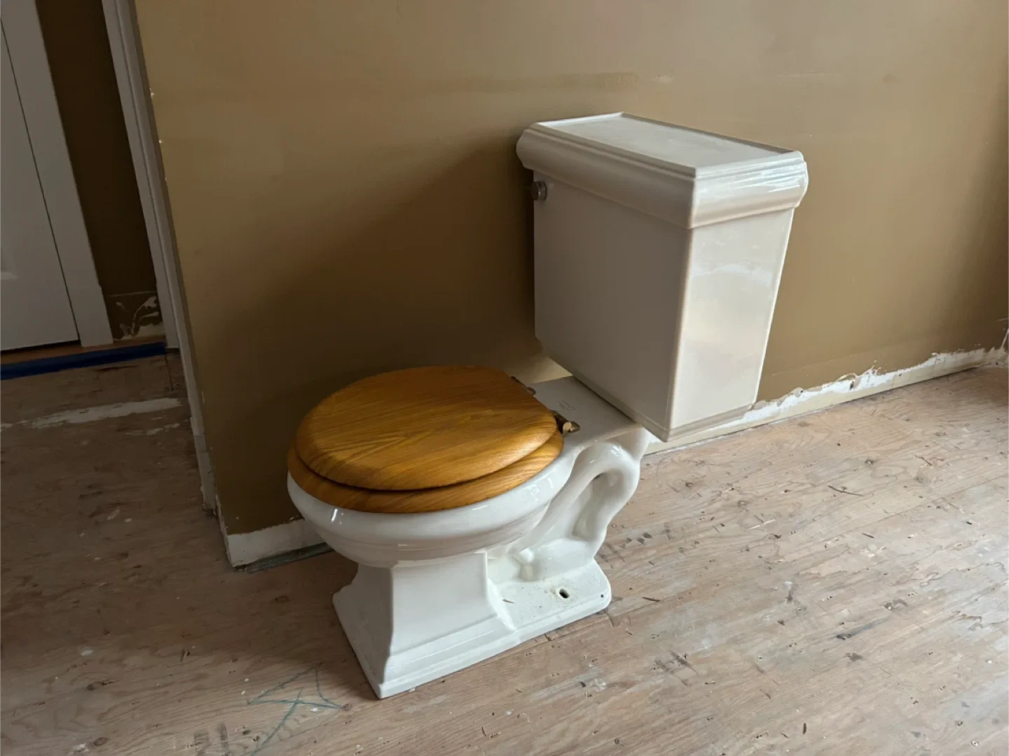 Kohler Toilet - White with Wood Seat