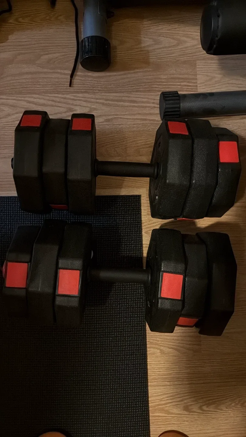 Adjustable Dumbbell Set - Home Gym