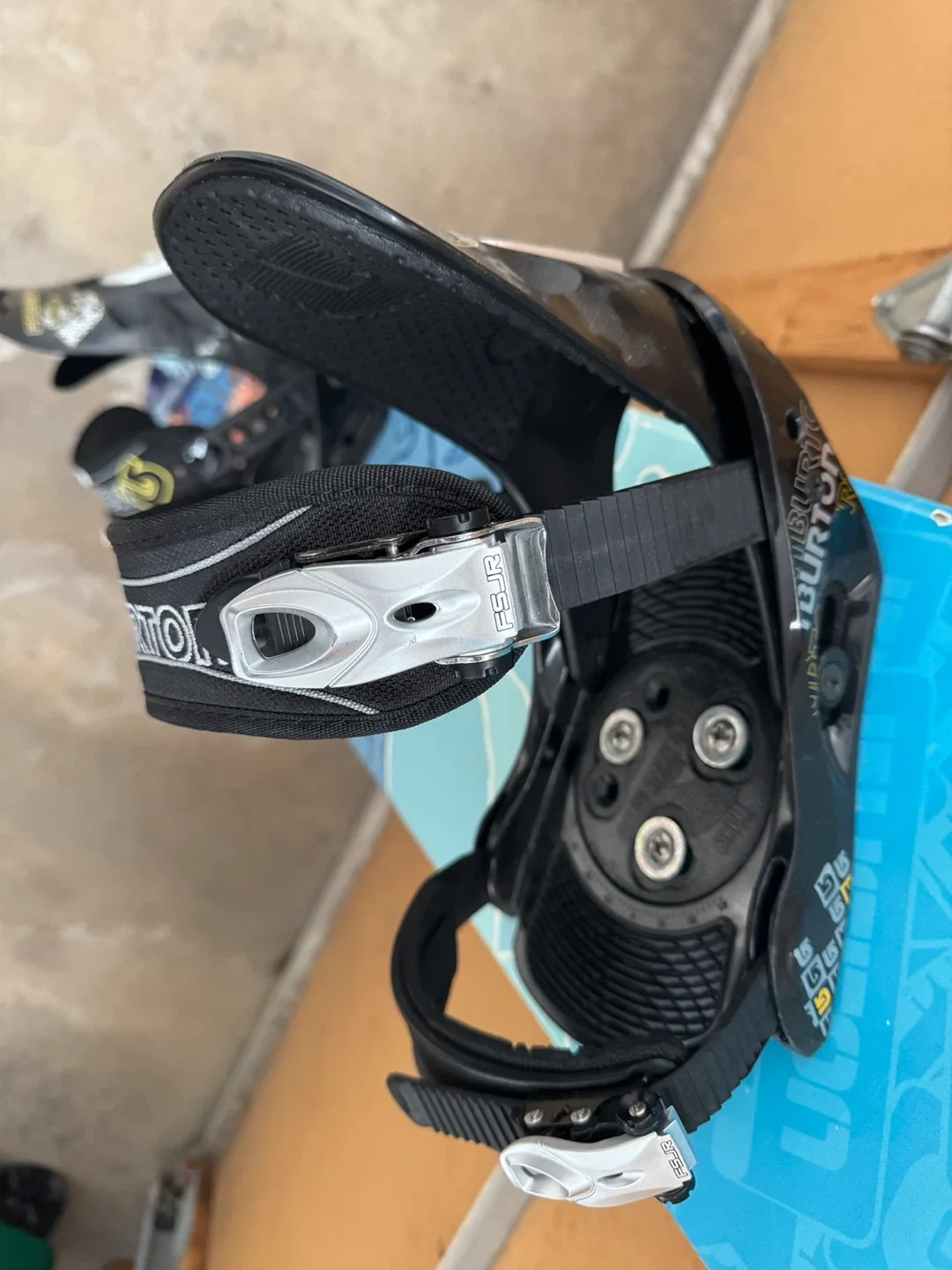 Burton Kids Snowboard 125cm with Burton M Bindings image indicator(4)