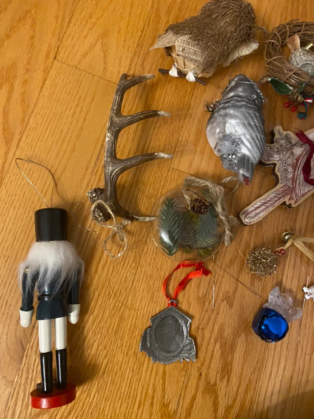 $5 for lot-christmas Tree Ornaments lot image indicator(9)