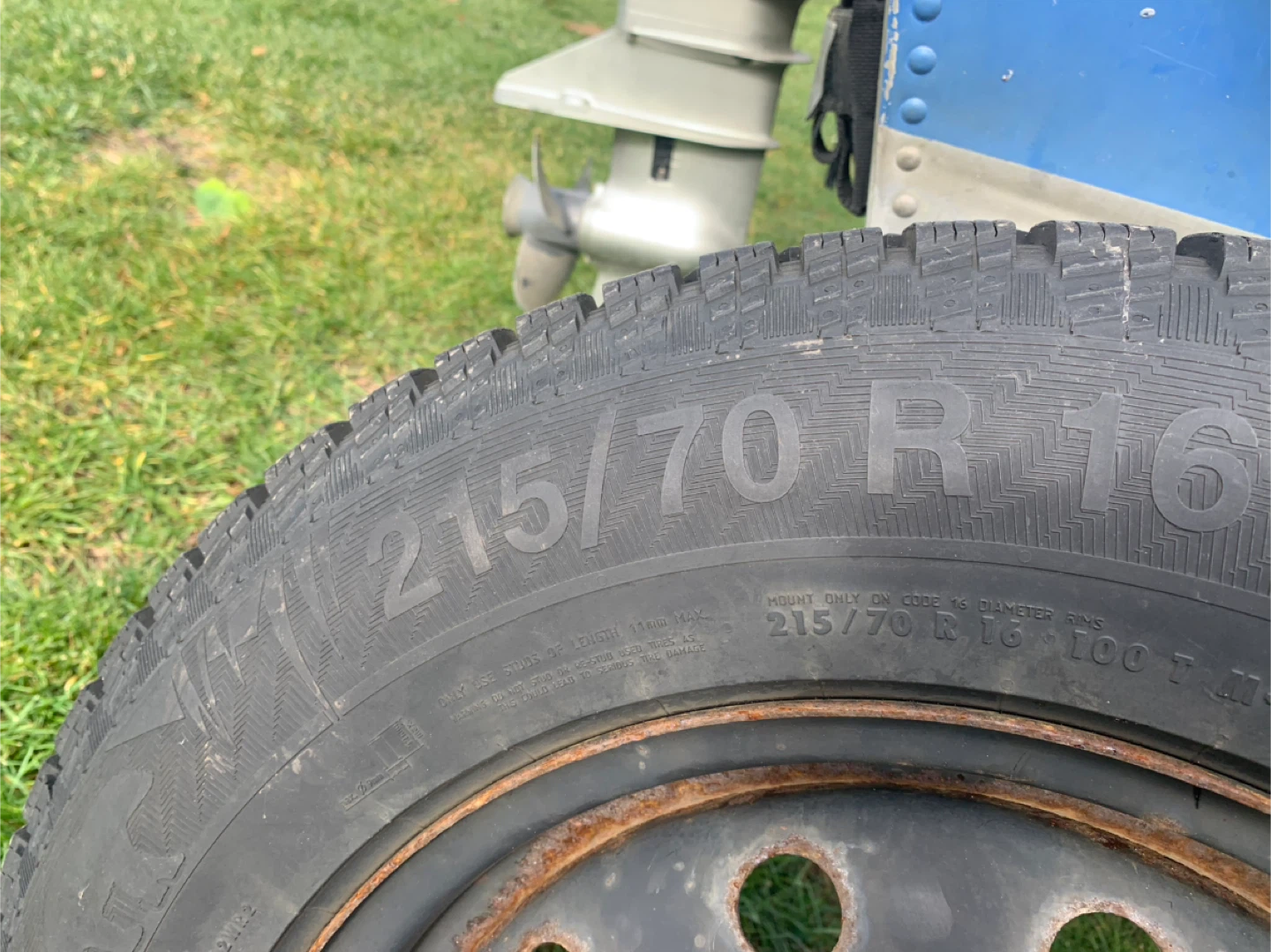 Nord Frost 215/70 R16 Tires & Rims - photo 3