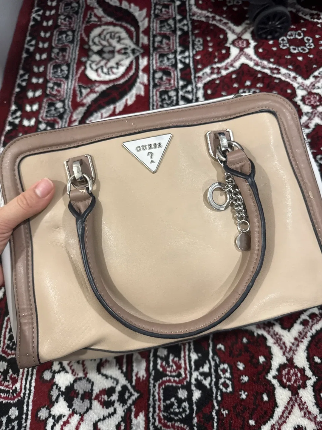 Guess Beige/White Handbag image indicator(4)