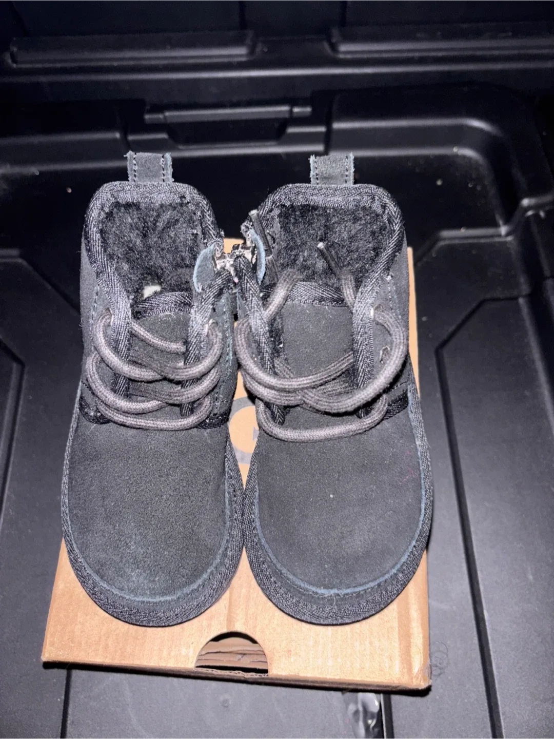 #CleanOut  UGG Neumel II Black Boots - Size 6