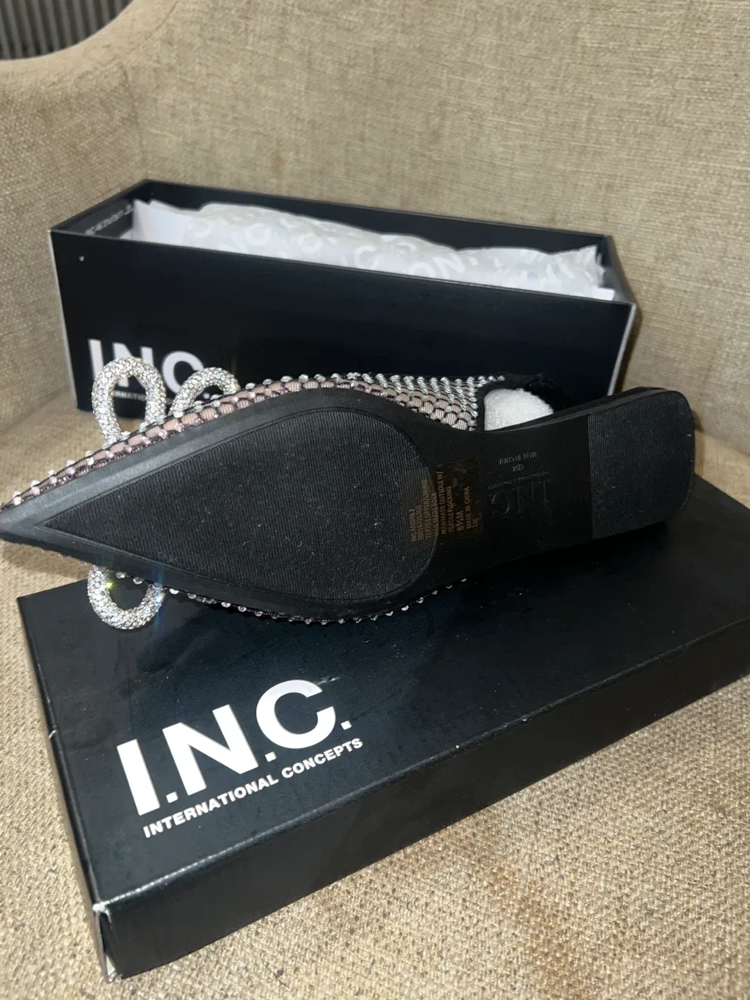 I.N.C. International Concepts Flats - Size 8.5 image indicator(2)
