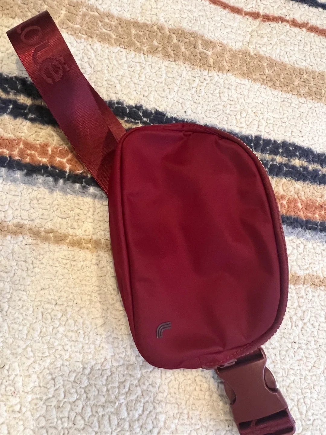 Lole Everywhere Belt Bag Burgundy