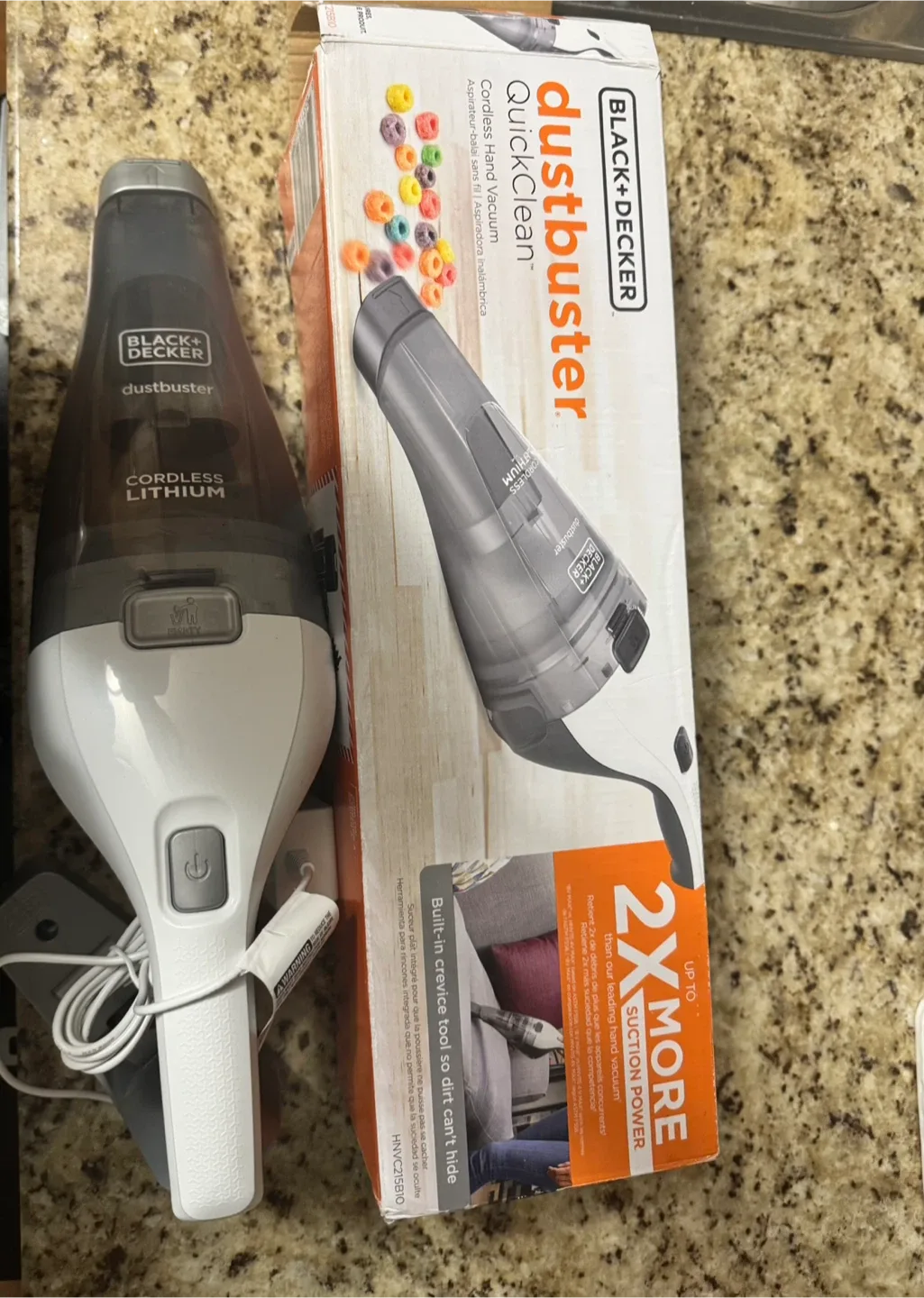 Black+Decker dustbuster QuickClean Hand Vacuum image indicator(2)
