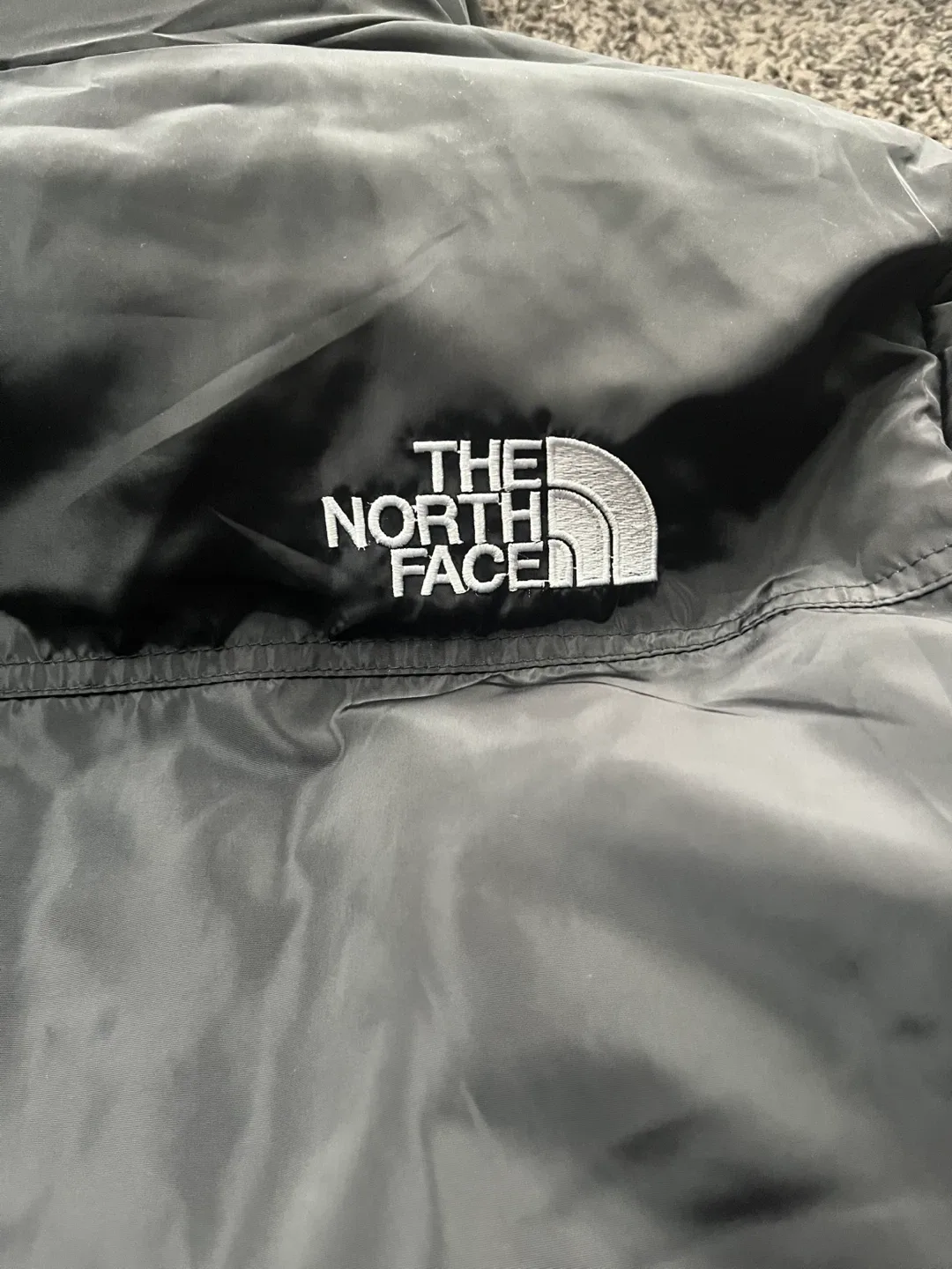 The North Face Black Puffer Jacket image indicator(5)