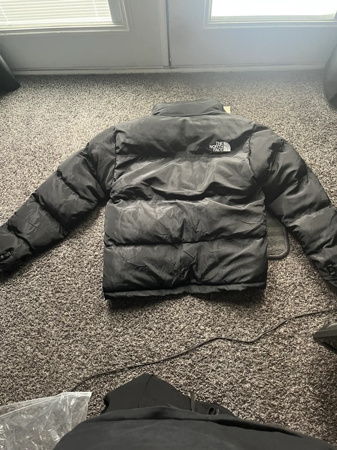 The North Face Black Puffer Jacket image indicator(4)