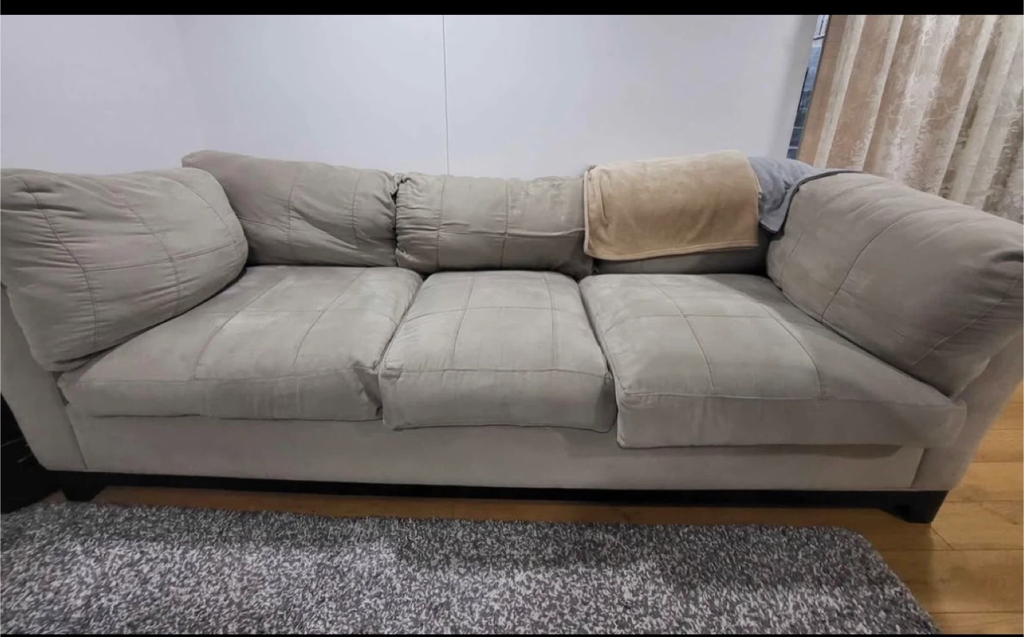 Beige Sofa - Comfortable and Stylish - photo 3