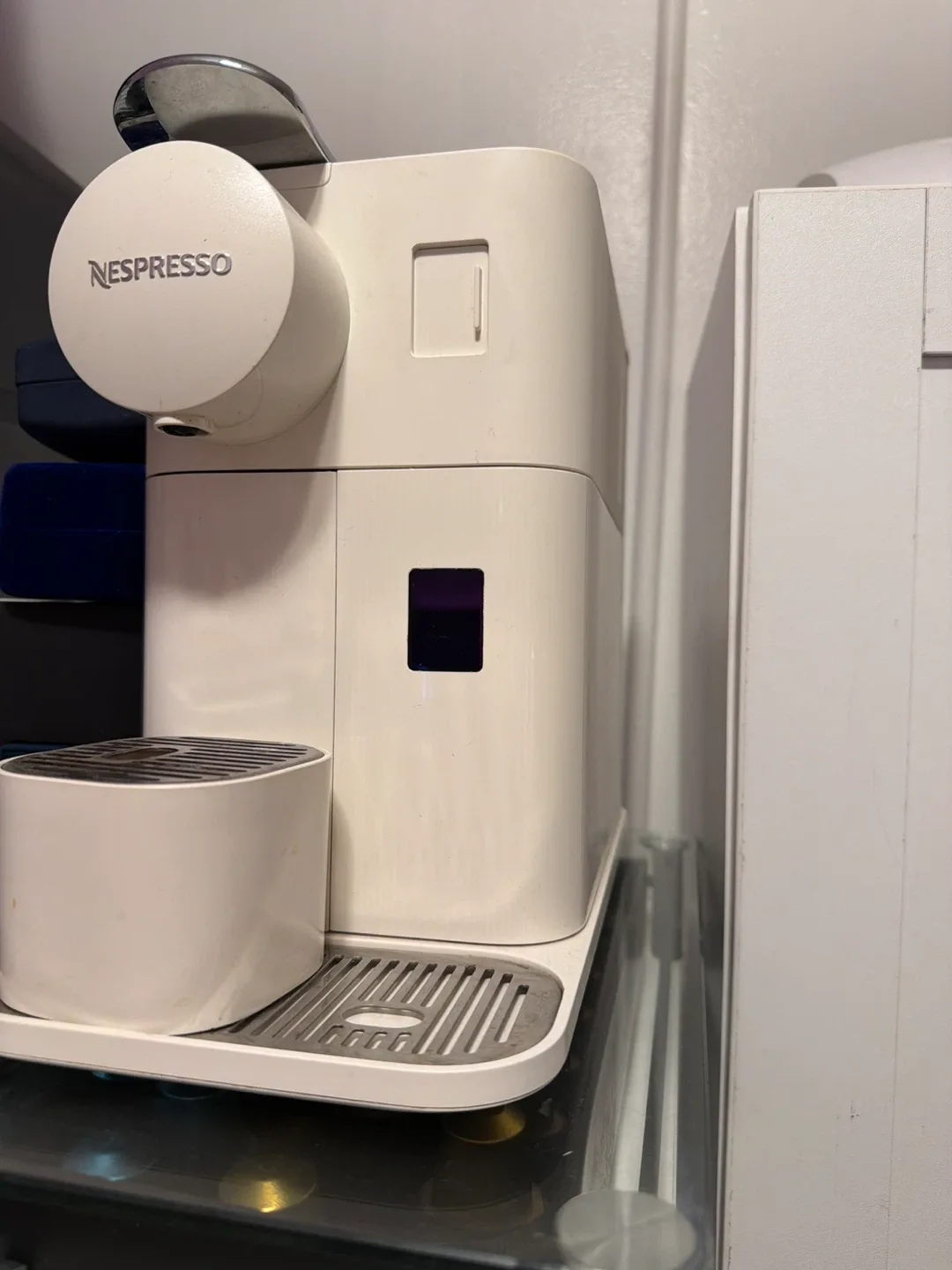 Nespresso Lattissima One Coffee Machine