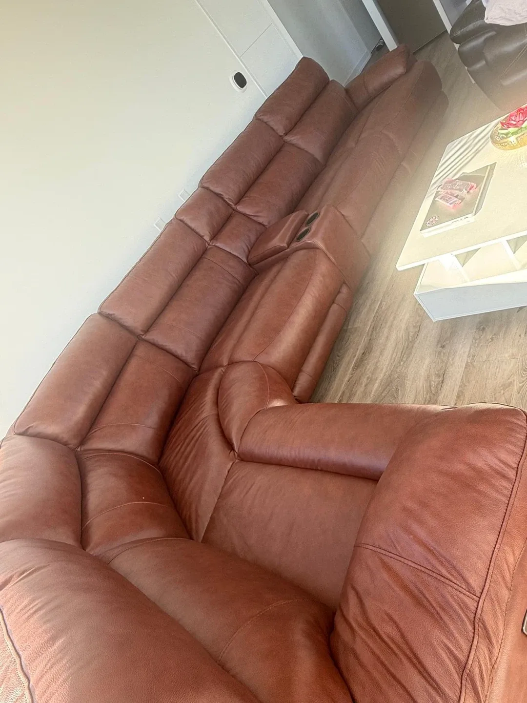 Brown Leather Sectional Sofa image indicator(4)