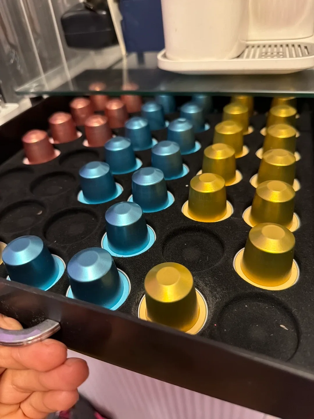 Nespresso Lattissima One Coffee Machine image indicator(4)