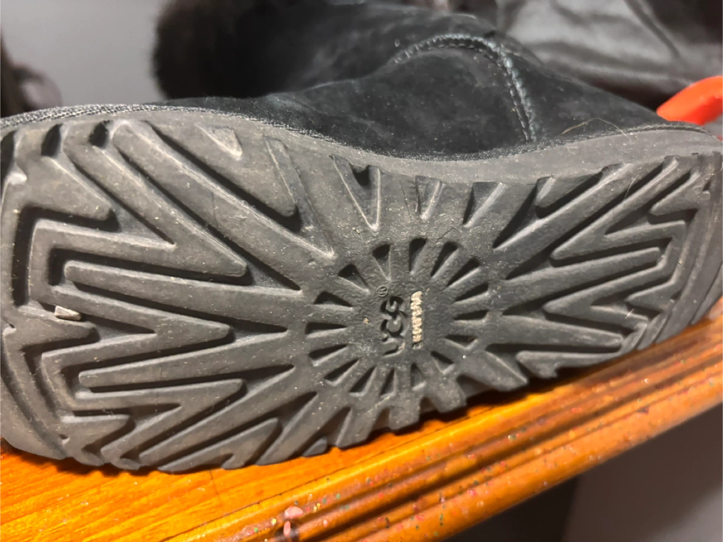 UGG Black Suede Boots with Faux Fur Trim - photo 5