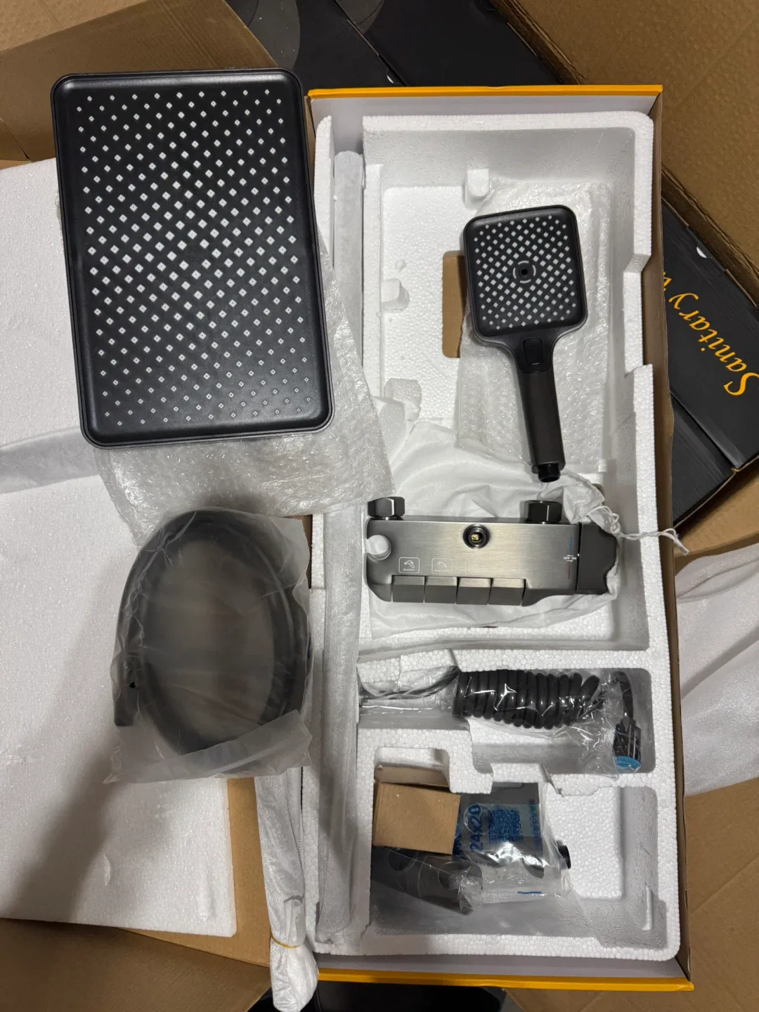 Modern Shower Panel System image indicator(9)