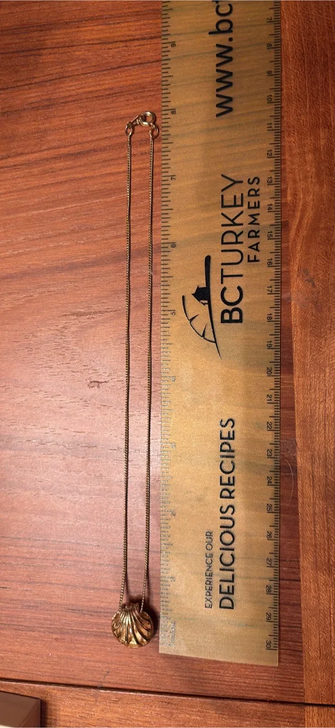 Retro Avon Golden Shell Convertible Necklace image indicator(6)