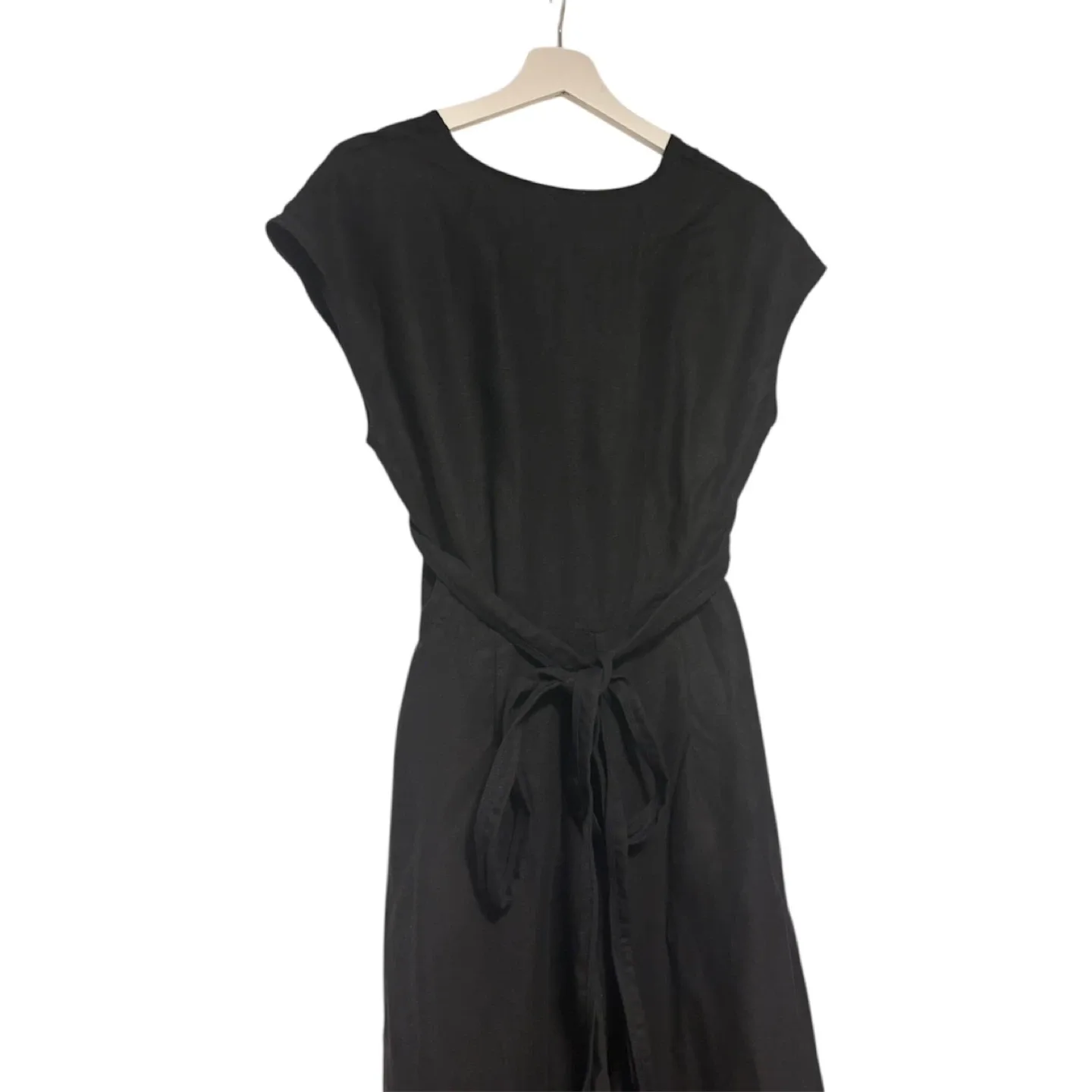 Aritzia Wilfred Black Brax Linen Blend Wrap Jumpsuit Size 6 image indicator(5)