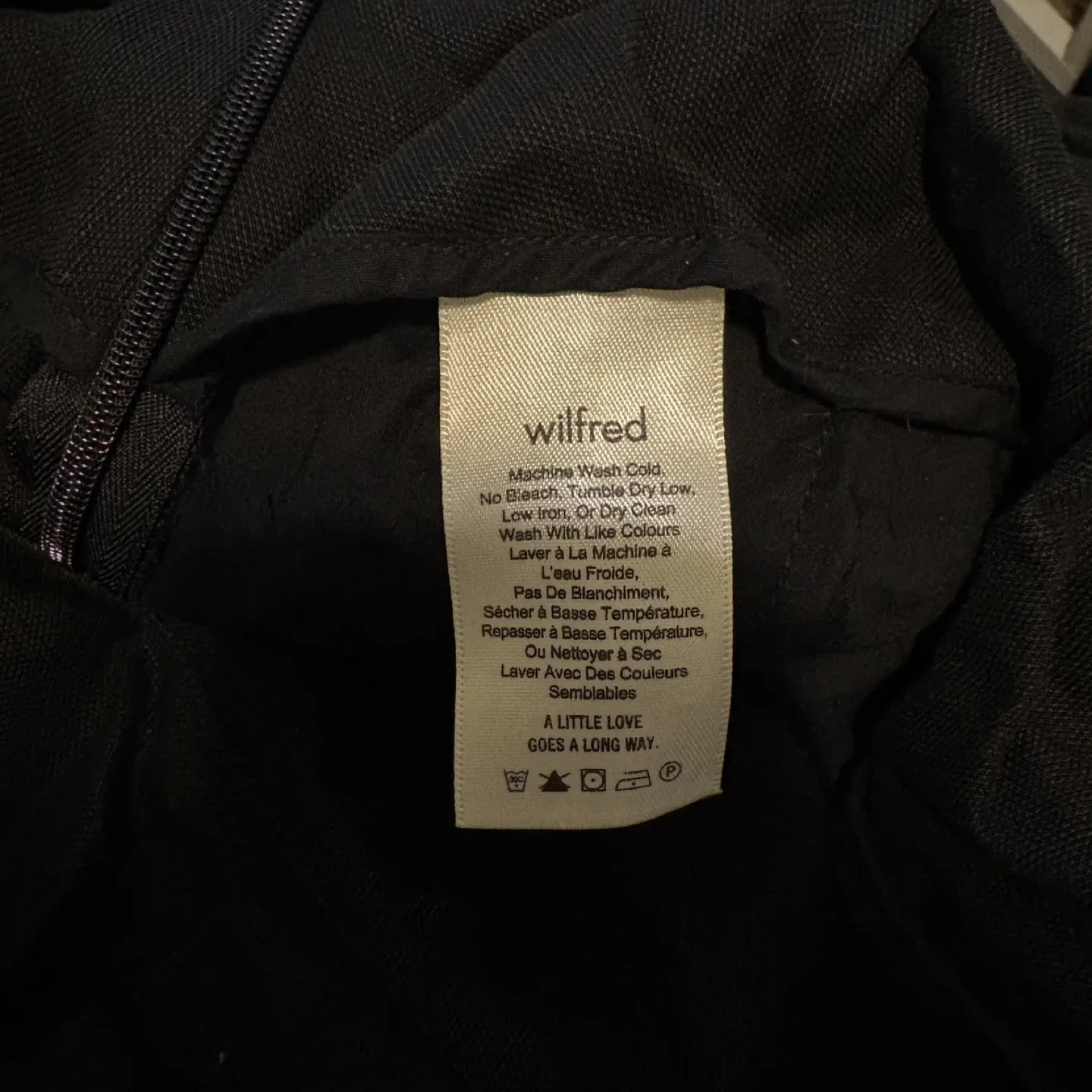 Aritzia Wilfred Black Brax Linen Blend Wrap Jumpsuit Size 6 image indicator(8)