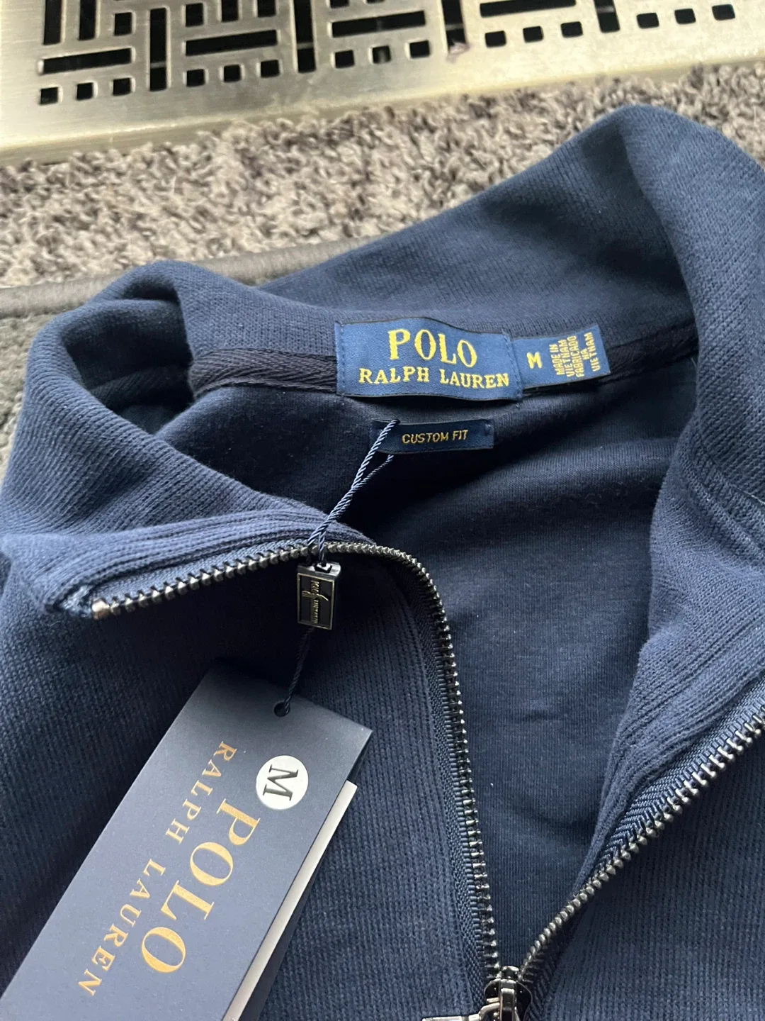 Polo Ralph Lauren Custom Fit Pullover - Size M image indicator(3)