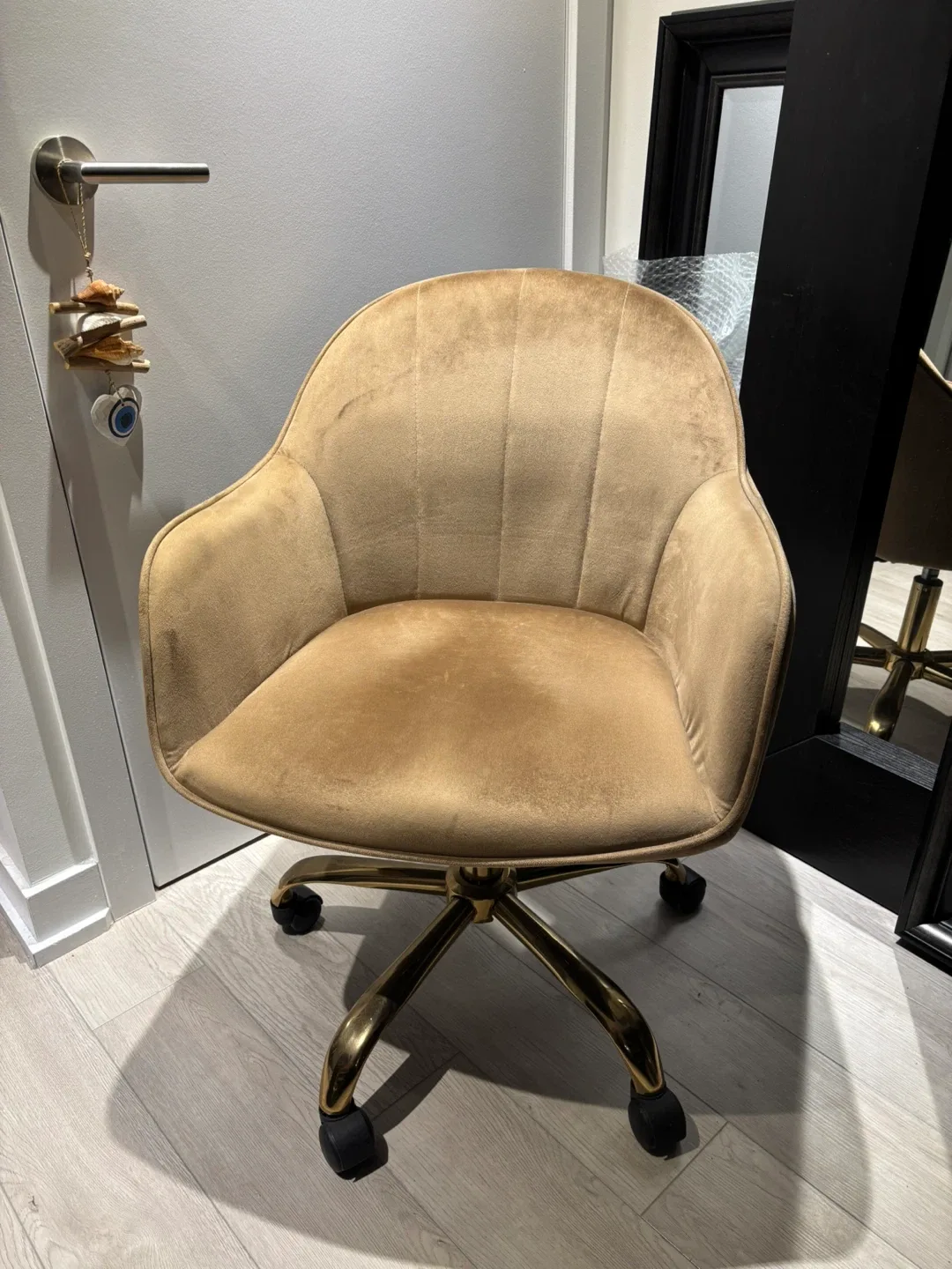 Gold Office Elegant Chair image indicator(6)