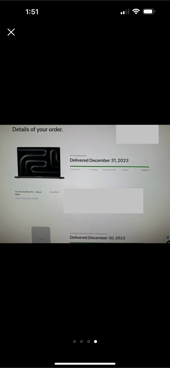 Apple 16-inch MacBook Pro - Space Black image indicator(3)