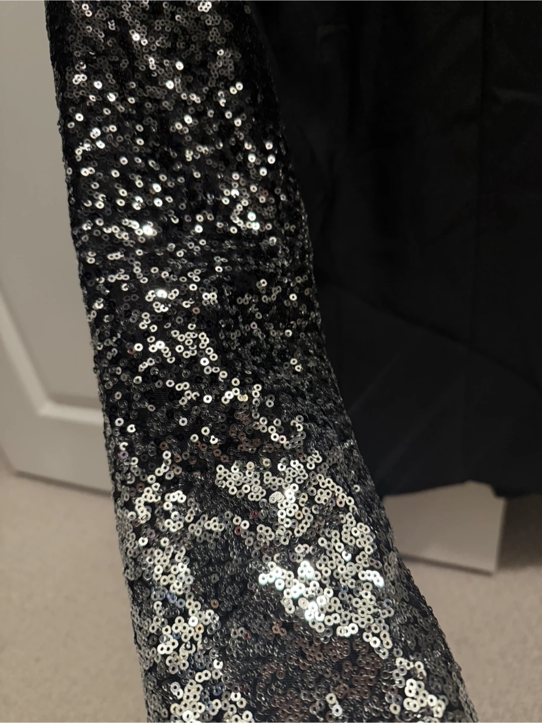 FANCYTOURE Sequin Sleeve Blazer - photo 3