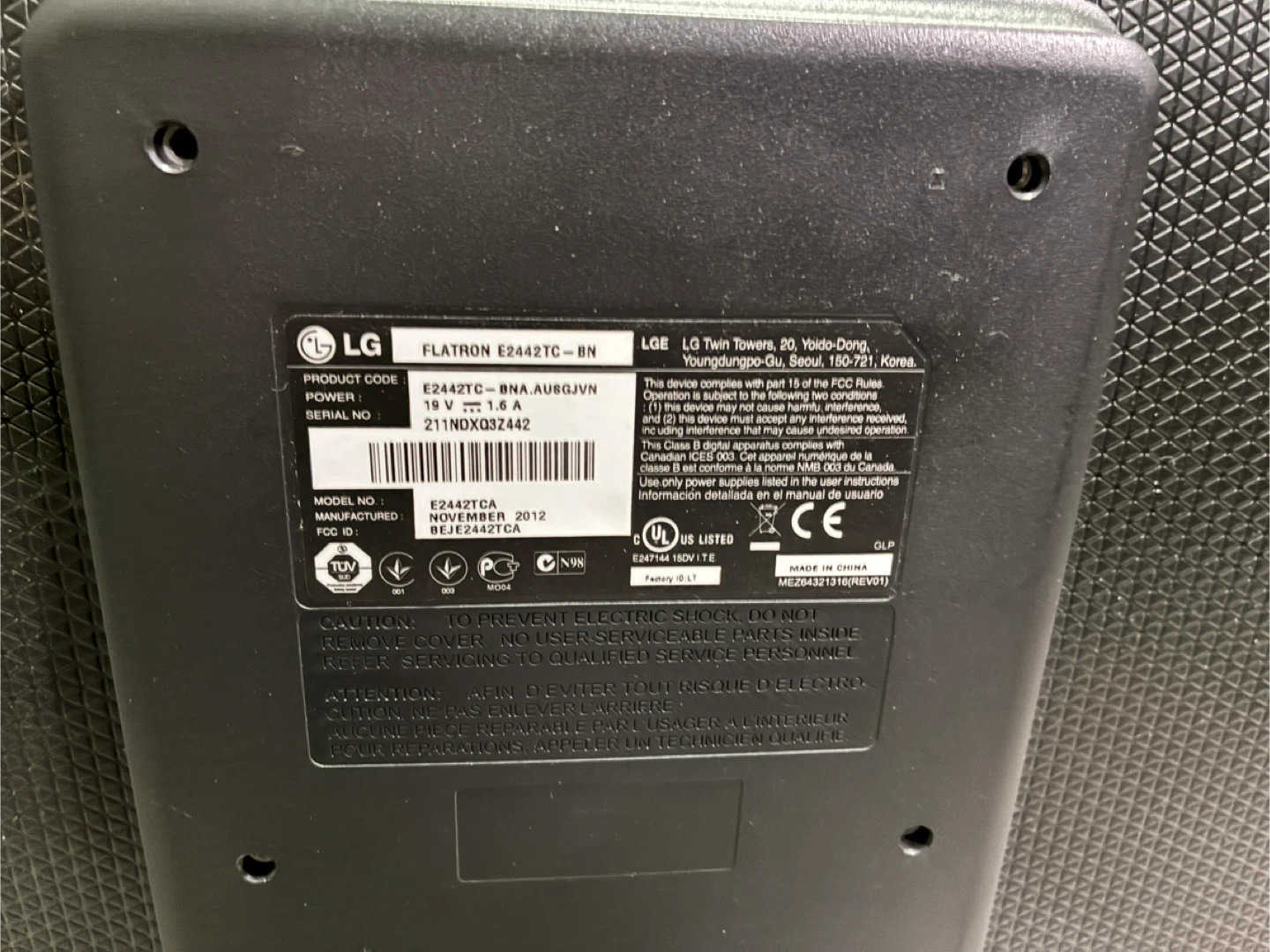 LG Flatron E2442TC-BN 24" Monitor - photo 2