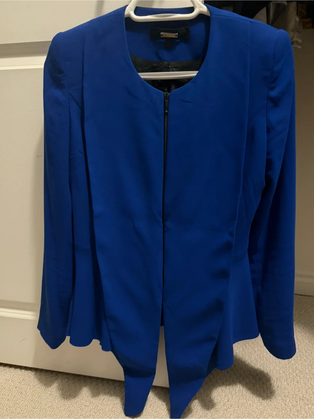 Le Chateau Blue Blazer - Size Medium image indicator(2)