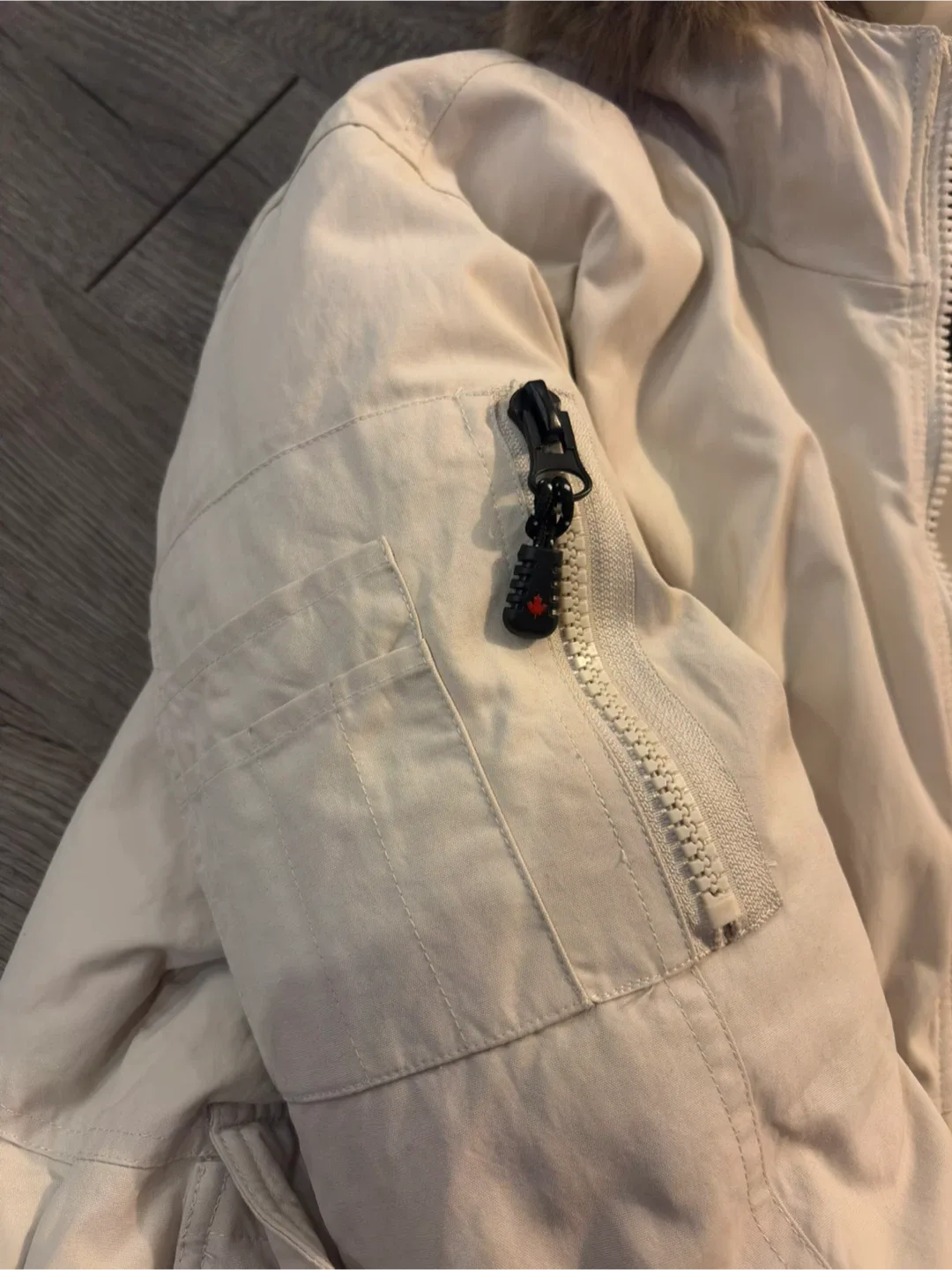 Winter jacket image indicator(2)