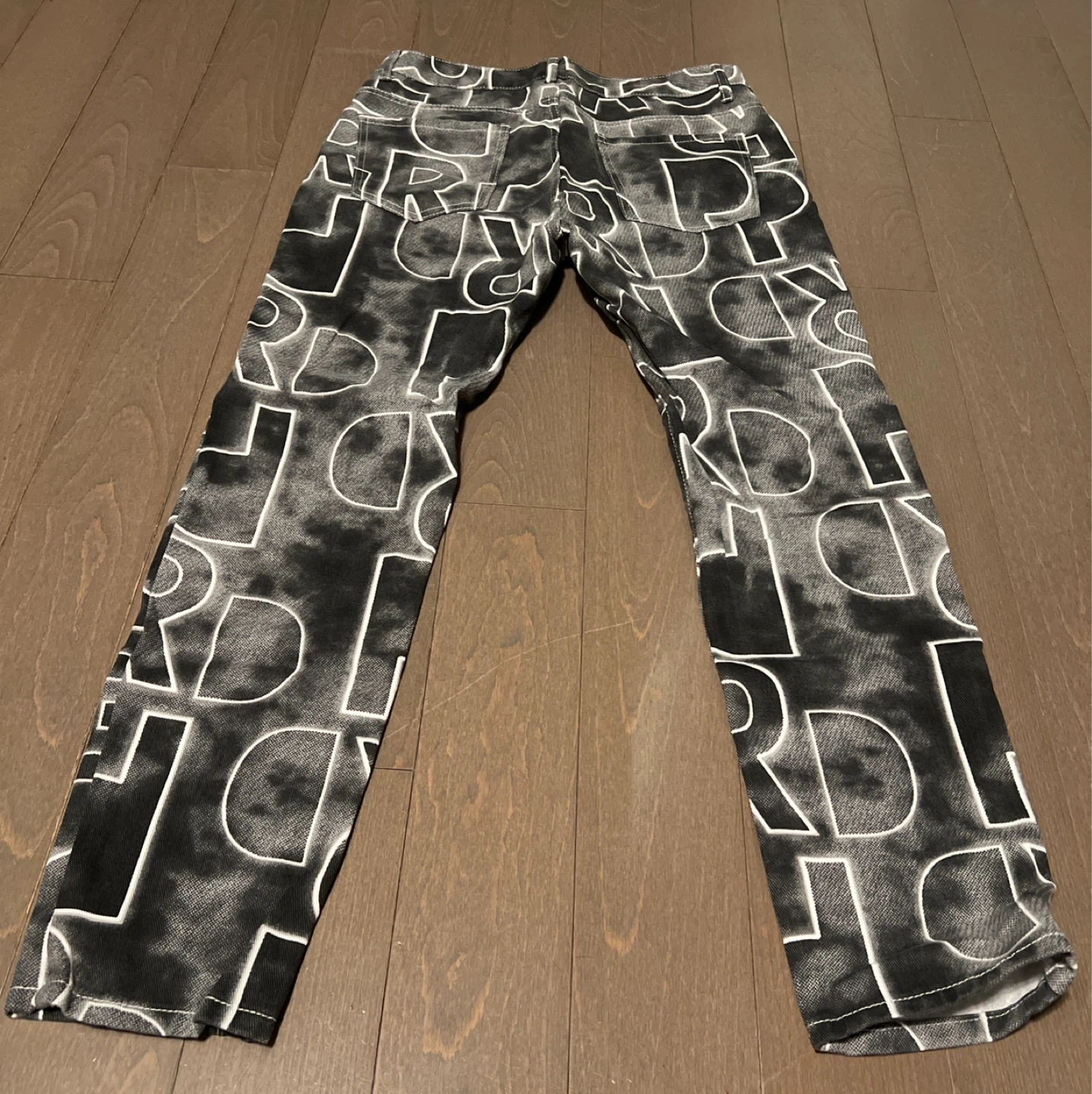 Style Printed Black & Grey Jeans - photo 2