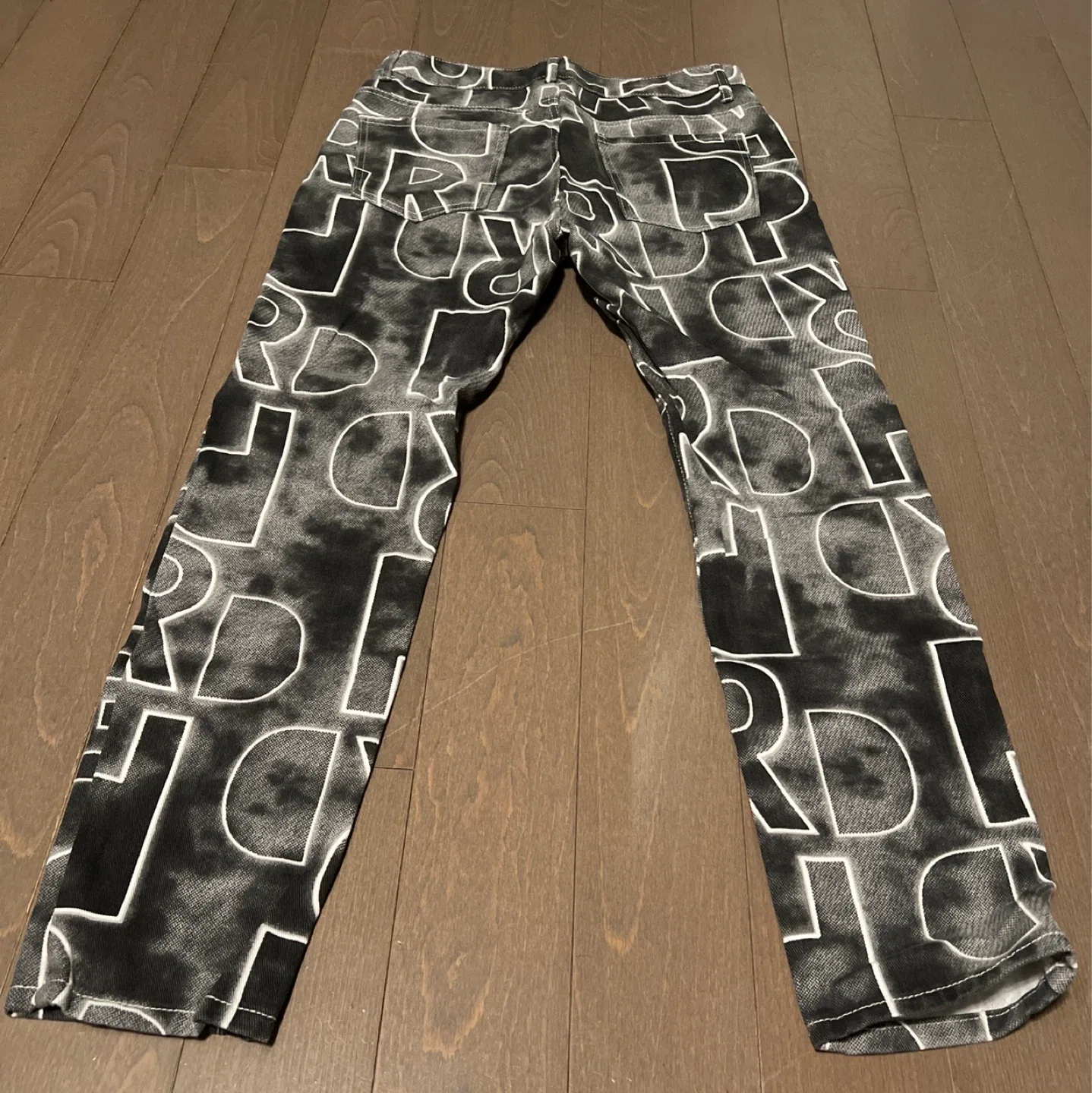 Style Printed Black & Grey Jeans image indicator(2)