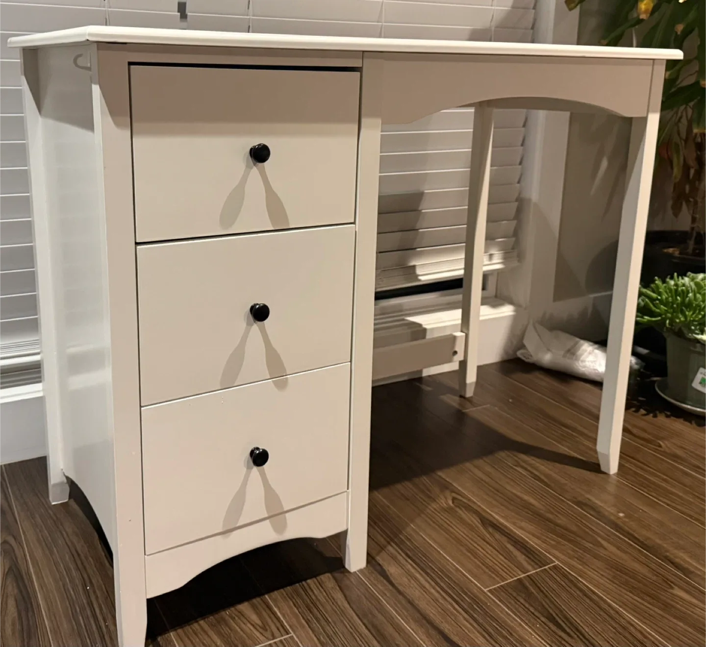 Vanity / Study Desk with 3 Drawers image indicator(2)