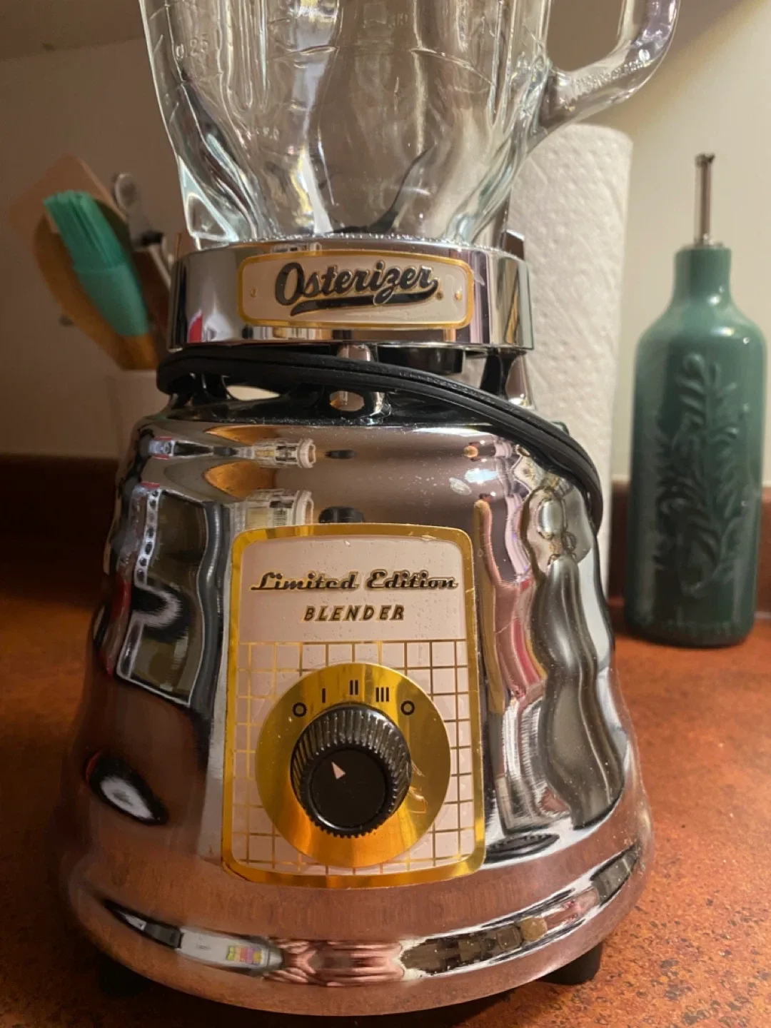 “Osterizer” Retro 50’s Style Oster Beehive Blender - like new image indicator(2)