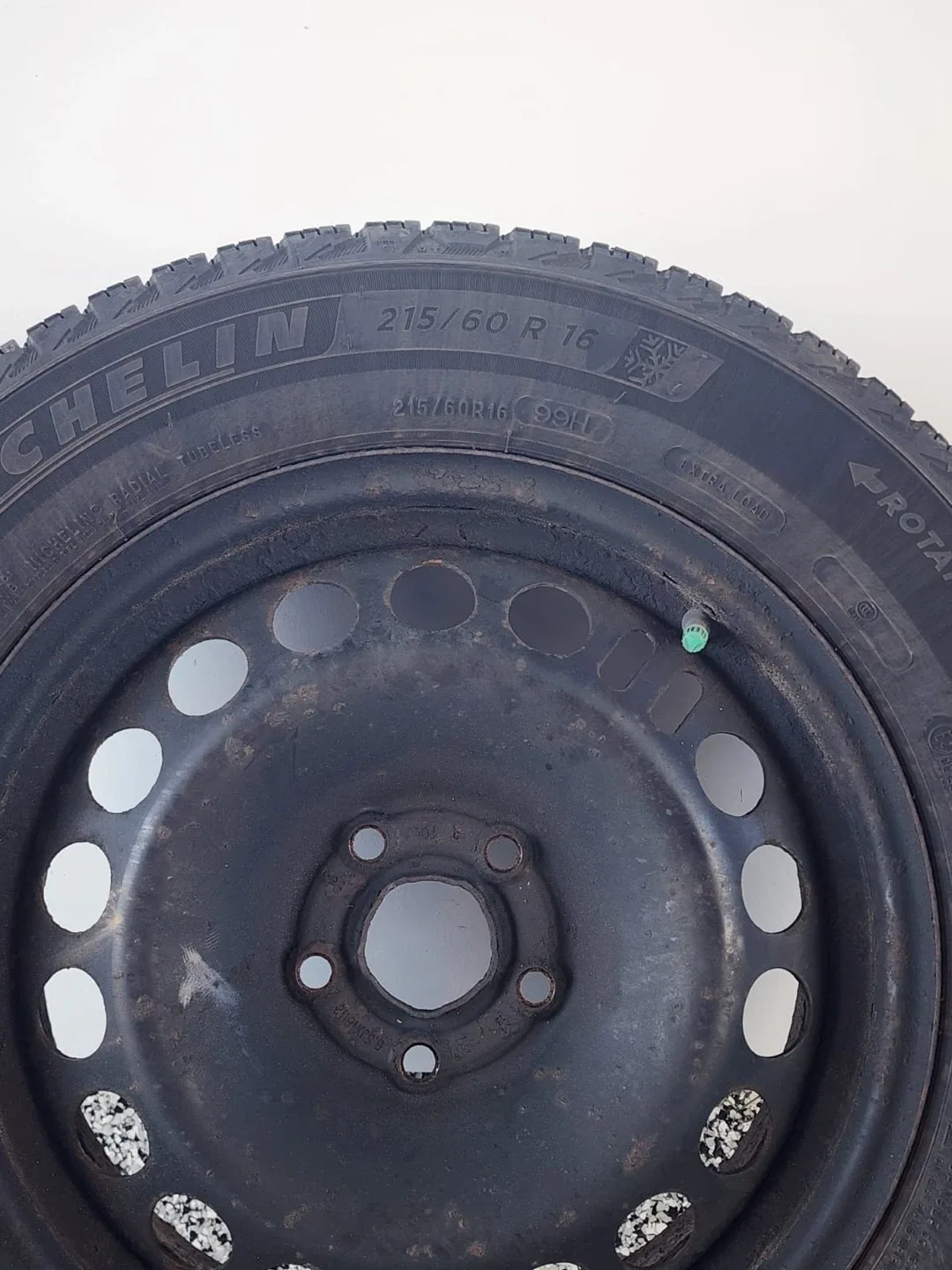 Michelin X-Ice Snow Tires ON RIMS image indicator(3)