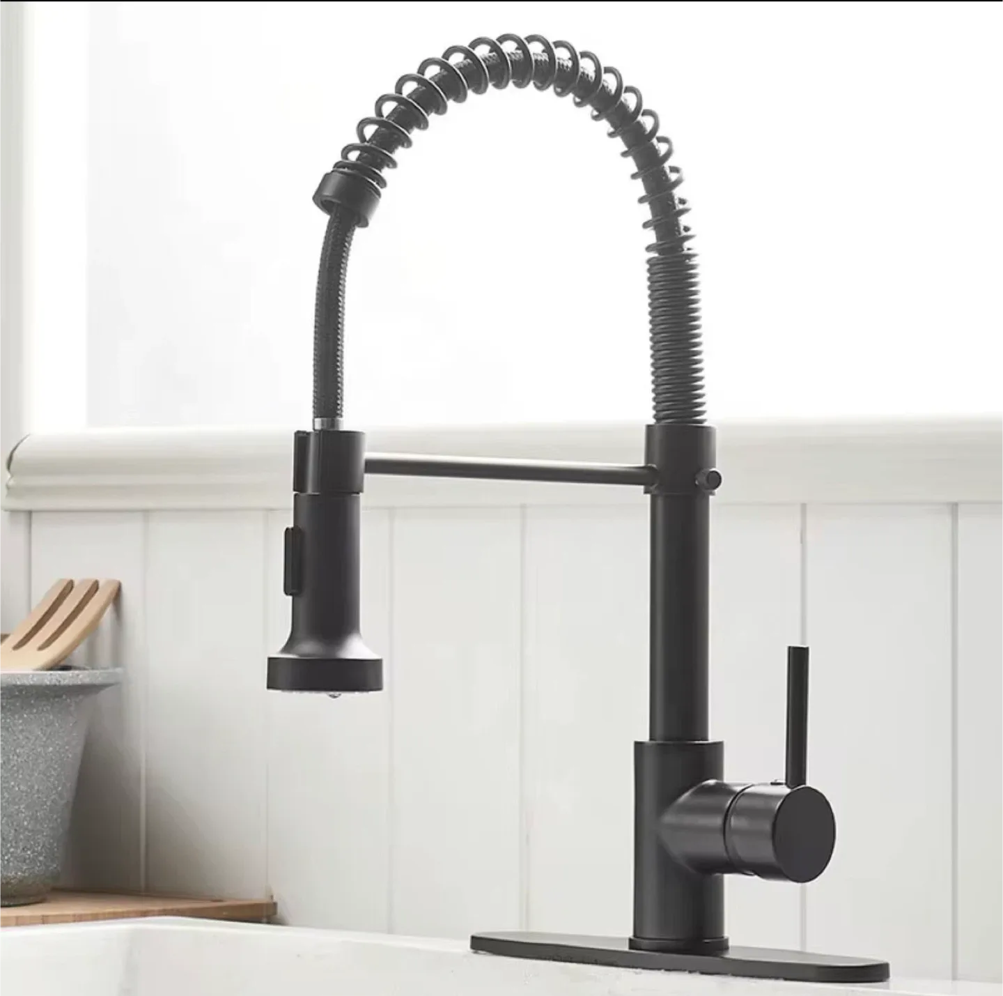 Matte Black Farmhouse Style Kitchen Faucet with Deck Plate