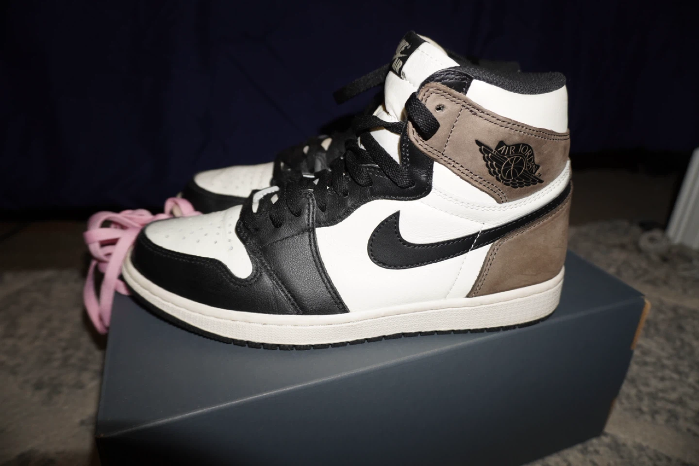 Nike Air Jordan 1 Retro High OG Travis Scott Mocha - photo 3