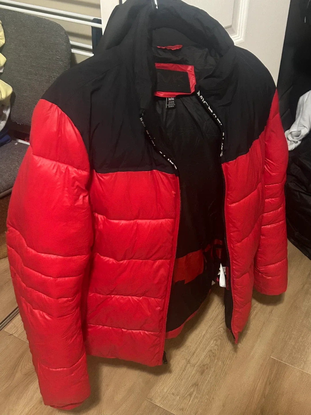 Michael Kors Puffer Jacket - Red & Black, Size M/M image indicator(5)