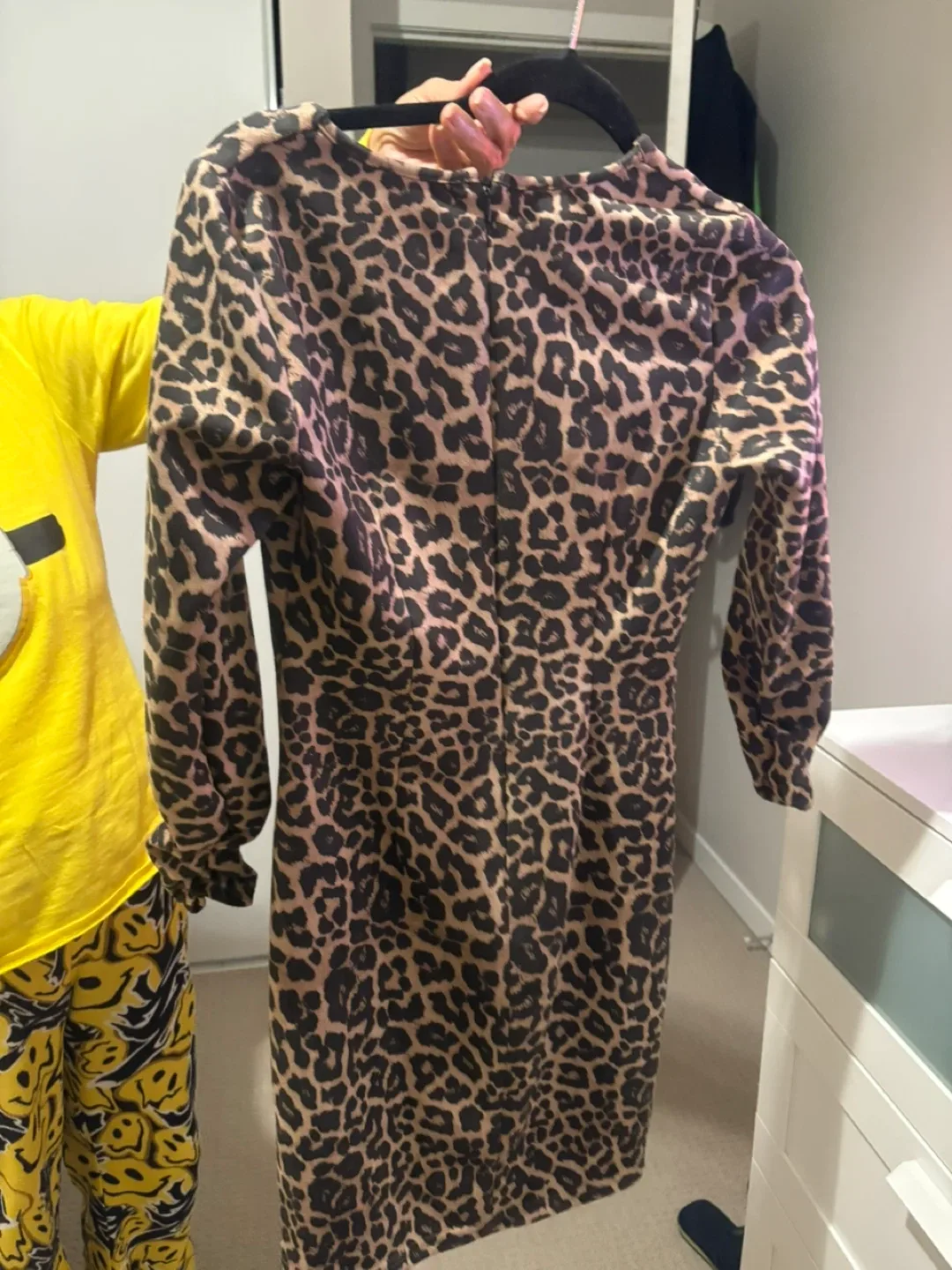 Zara Basic Leopard Print Dress - Size M image indicator(2)