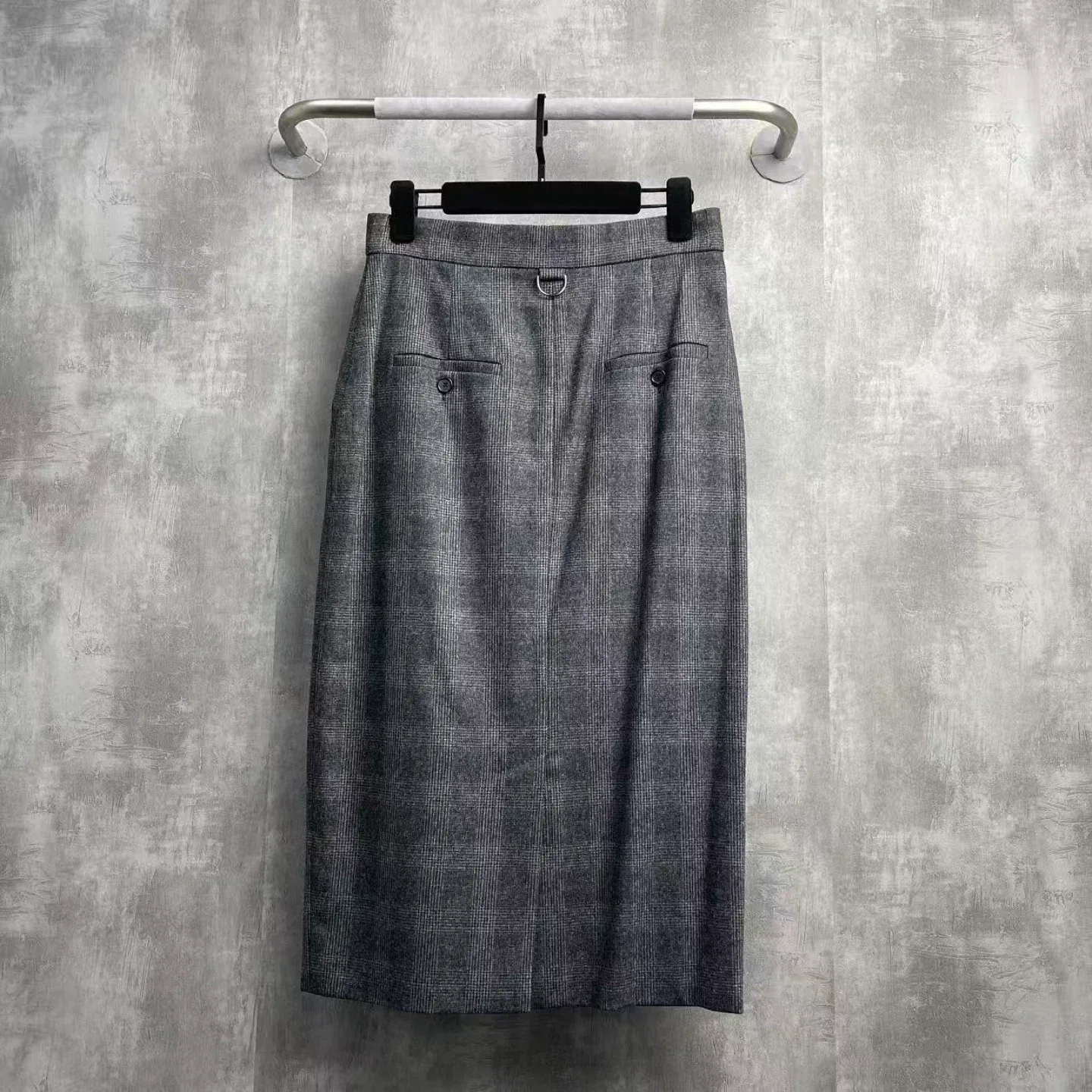 Authentic Maxmara Grey Plaid Pencil Skirt image indicator(3)