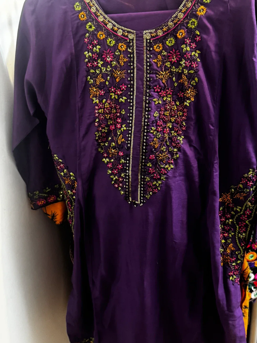 Cord set dresses image indicator(2)