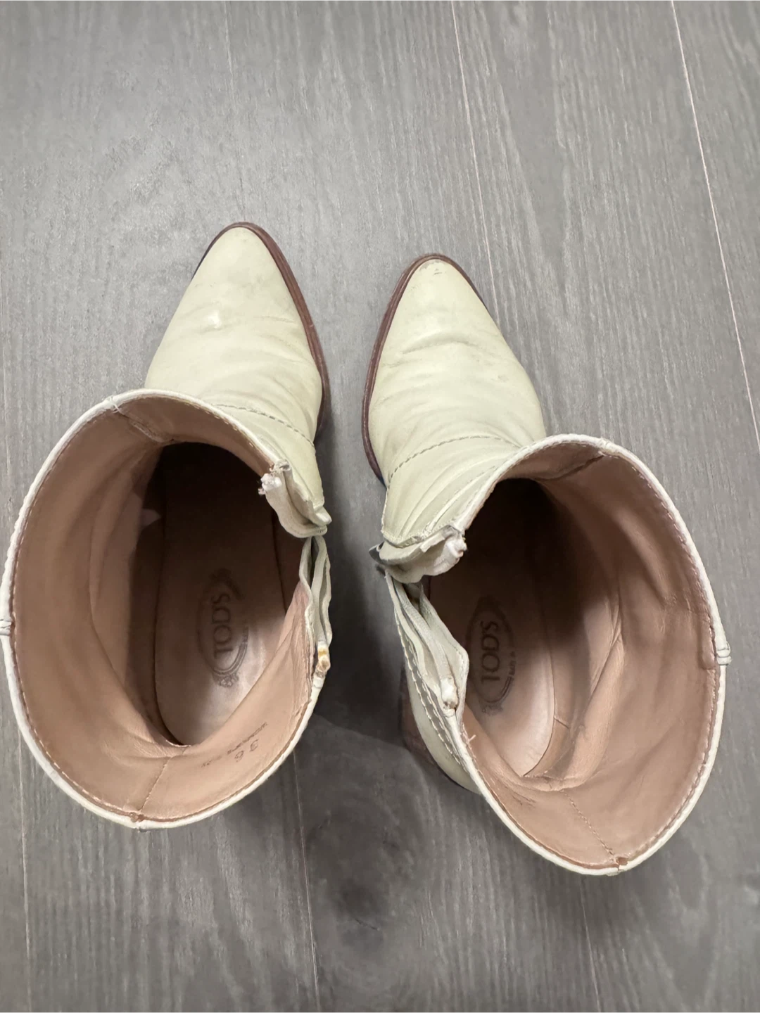 Tod's Cream Leather Ankle Boots - Size 36 - photo 5