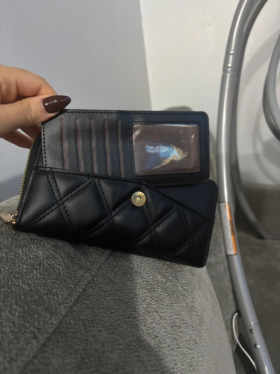 Black Quilted Wallet with GG Logo image indicator(3)