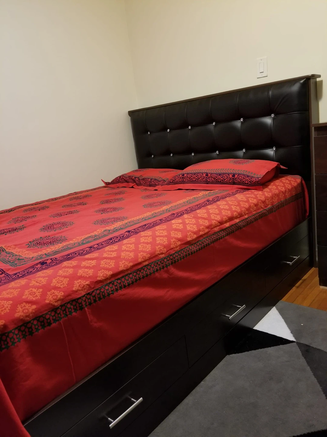 Moving sale- bed and dresser - photo 2