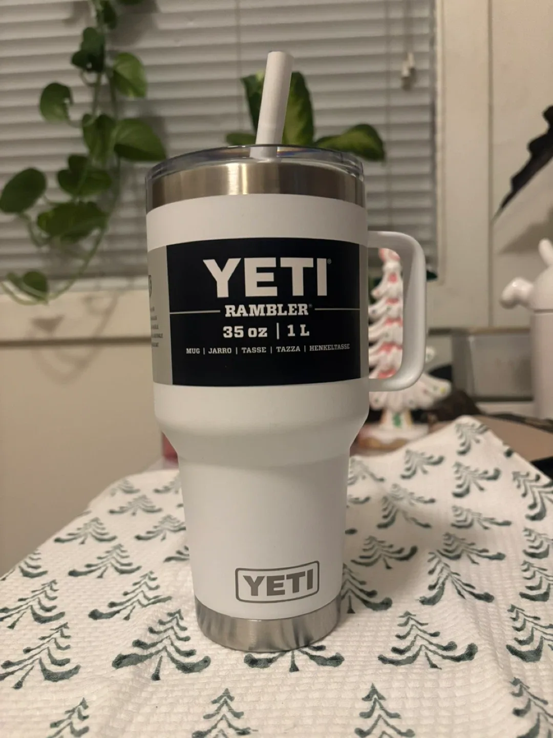 YETI Rambler 35oz Mug with Handle - White
