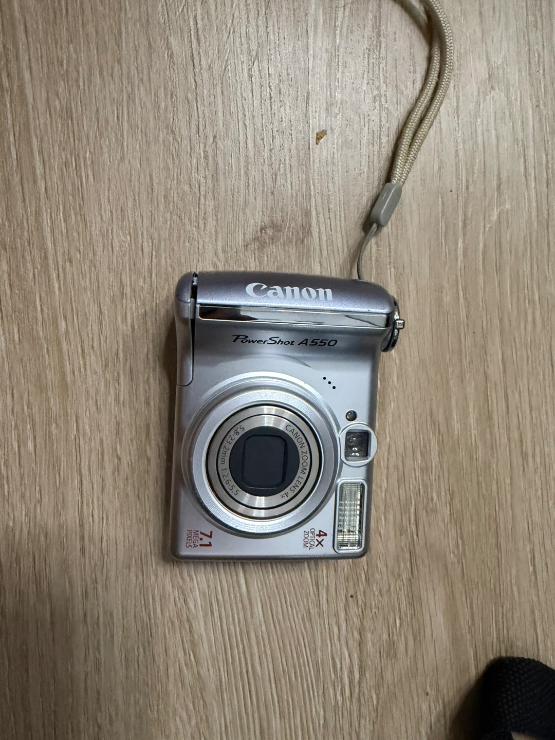 Canon PowerShot A550 Digital Camera