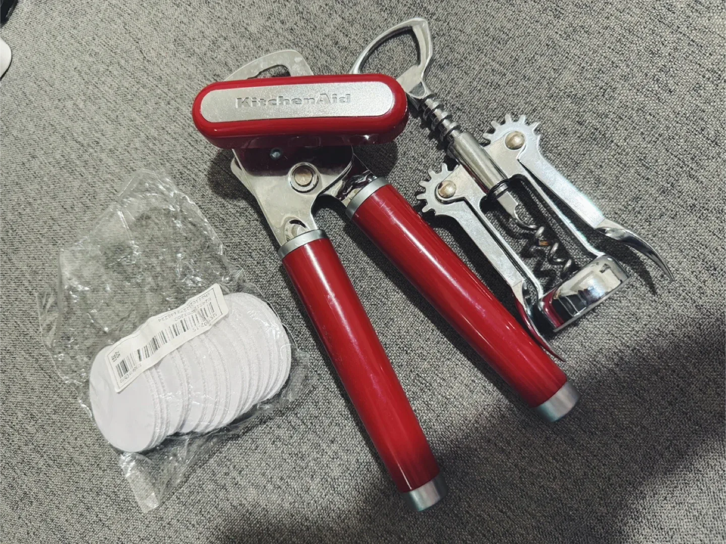 Kitchen Bundle – Can Opener + Corkscrew + Anti-Slip Rug Pads