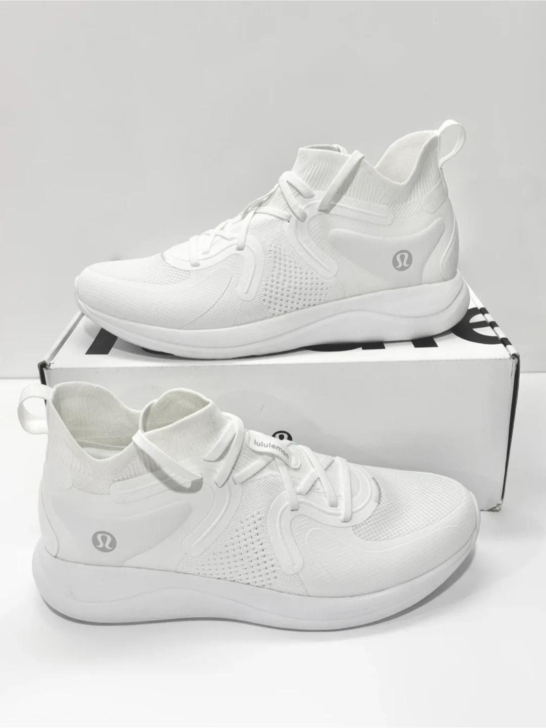 Lululemon Women's Shoes size 12 Women's Chargefeel 2 Mid Workout
